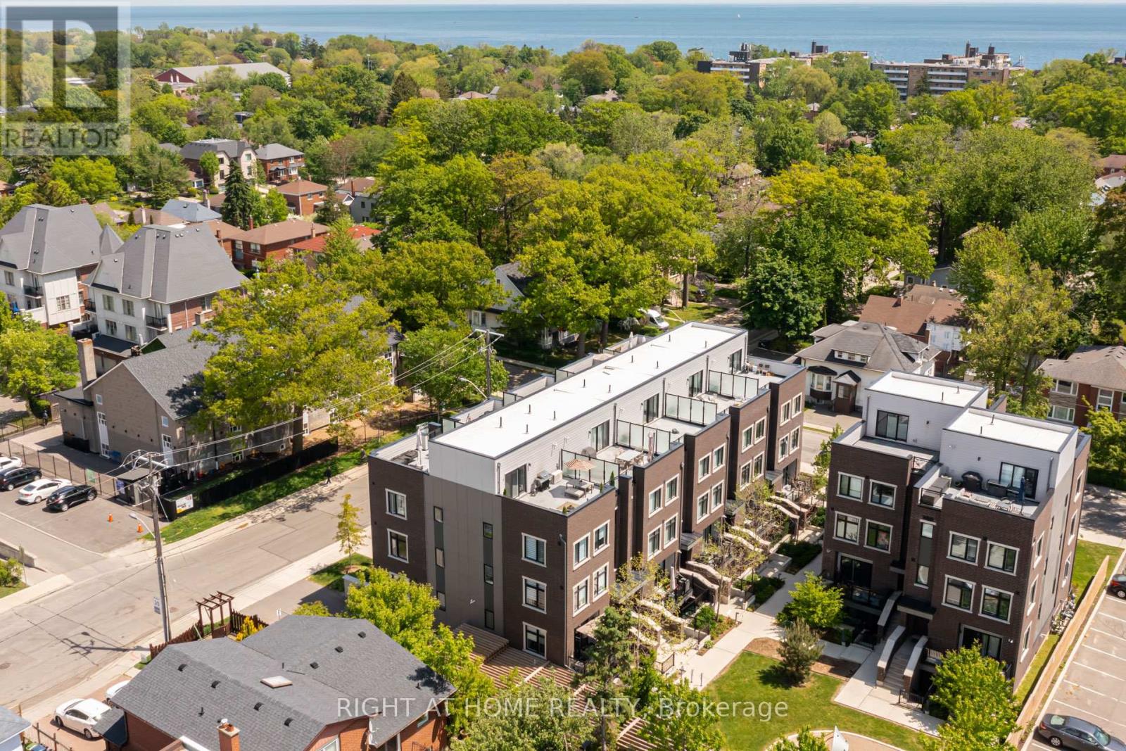 4 - 66 Long Branch Avenue, Toronto, Ontario  M8W 3J4 - Photo 44 - W13762890