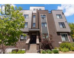 4 - 66 LONG BRANCH AVENUE, Toronto, Ontario