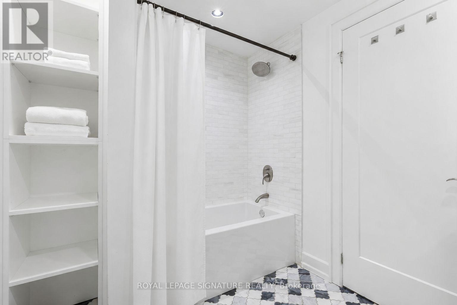 3035 Saracen Court, Mississauga, Ontario  L5N 3G9 - Photo 31 - W13762898