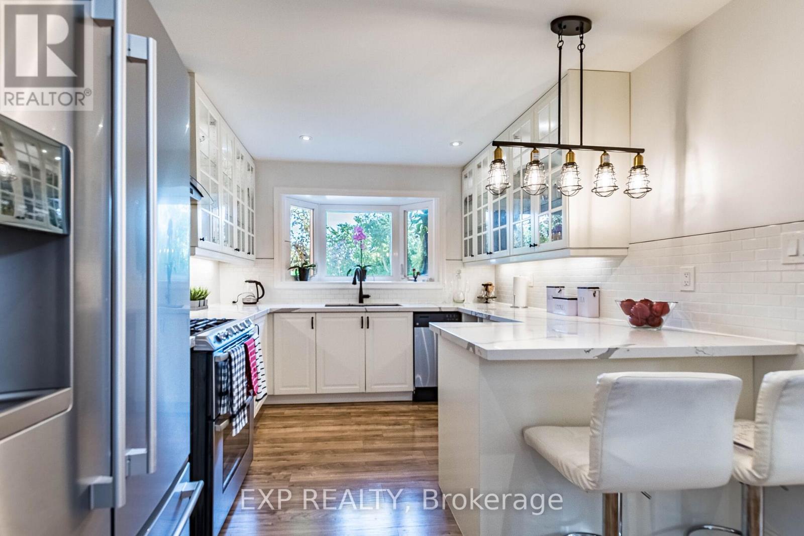 6073 Featherhead Crescent, Mississauga, Ontario  L5N 2B5 - Photo 13 - W13763000