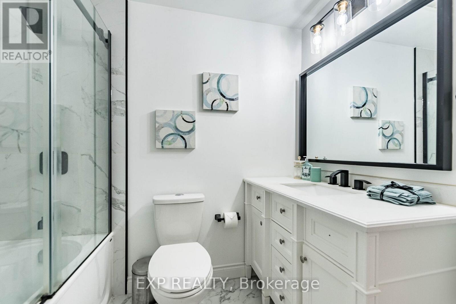 6073 Featherhead Crescent, Mississauga, Ontario  L5N 2B5 - Photo 26 - W13763000