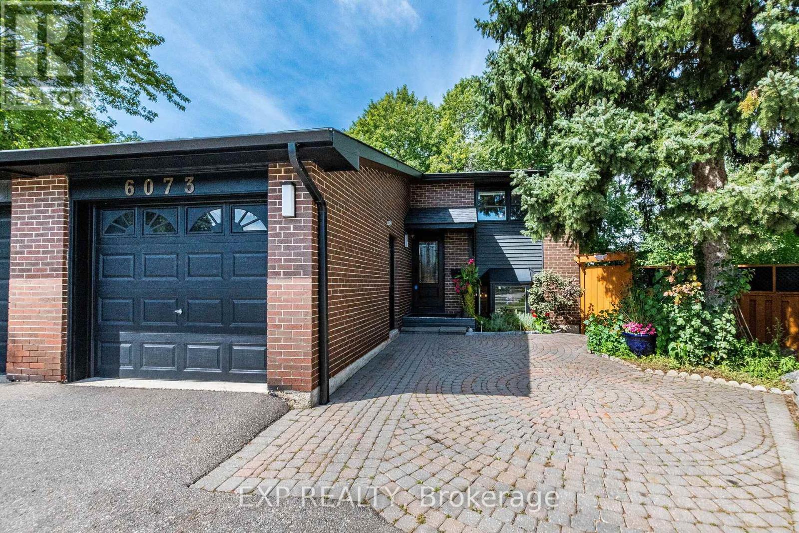 6073 Featherhead Crescent, Mississauga, Ontario  L5N 2B5 - Photo 6 - W13763000