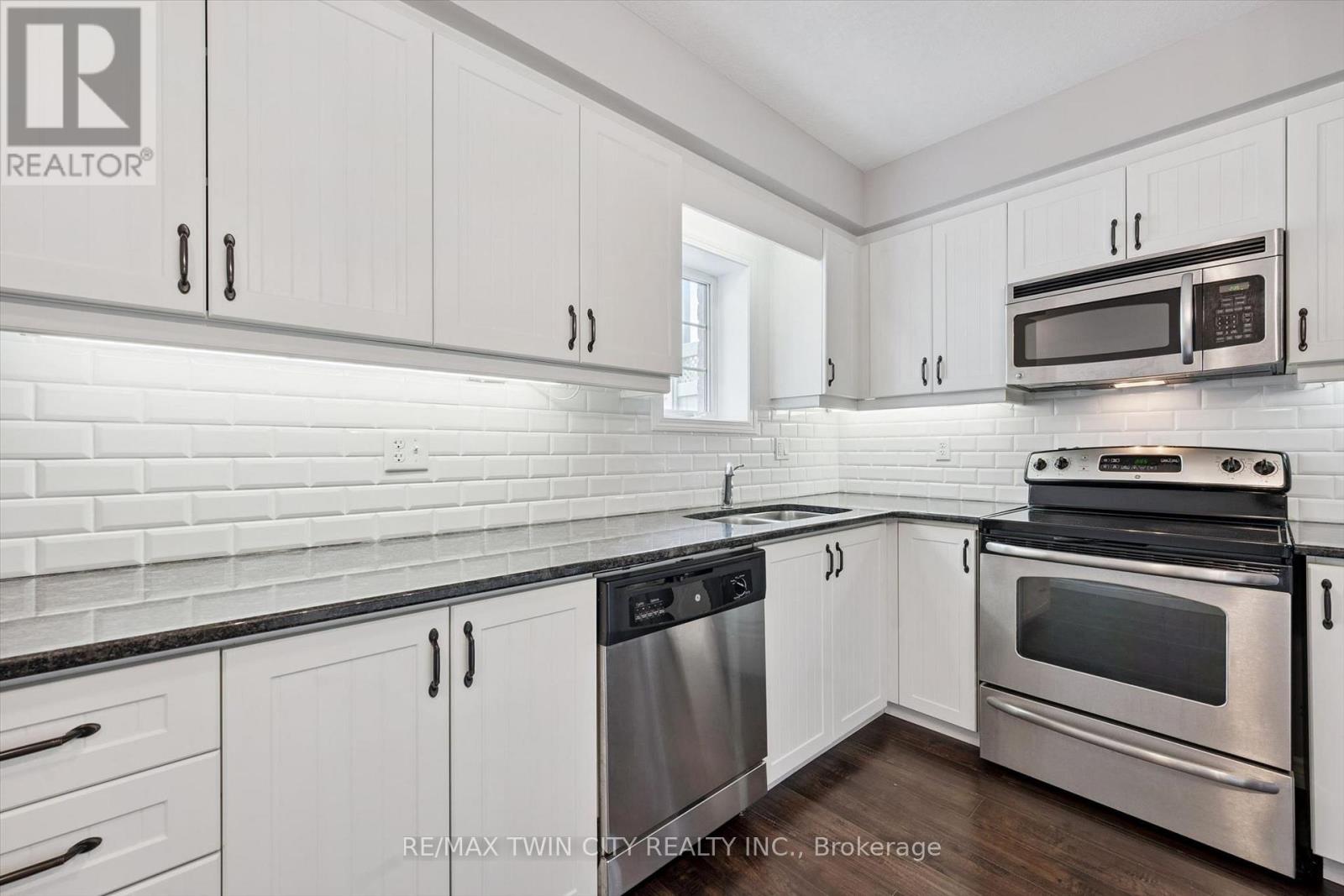 33d - 931 Glasgow Street, Kitchener, Ontario  N2N 0B6 - Photo 10 - X13762786