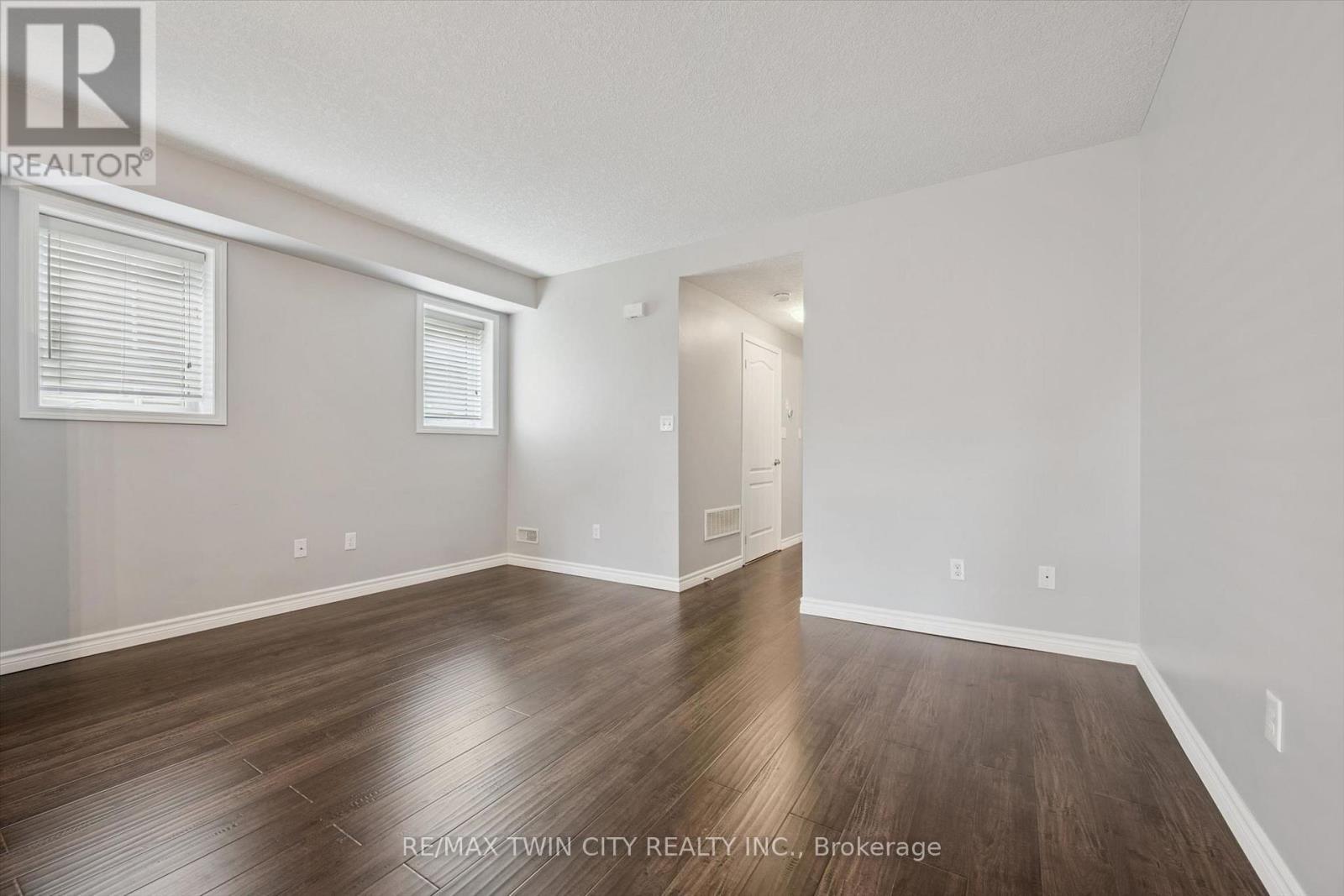 33d - 931 Glasgow Street, Kitchener, Ontario  N2N 0B6 - Photo 6 - X13762786