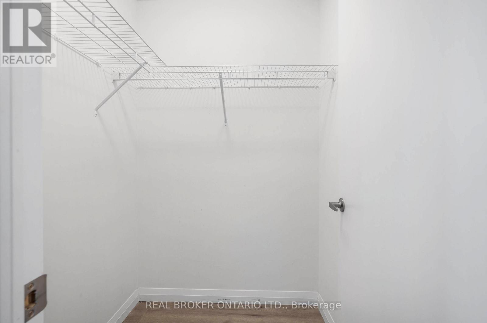 1005 - 60 Charles Street W, Kitchener, Ontario  N2G 0C9 - Photo 13 - X13762836