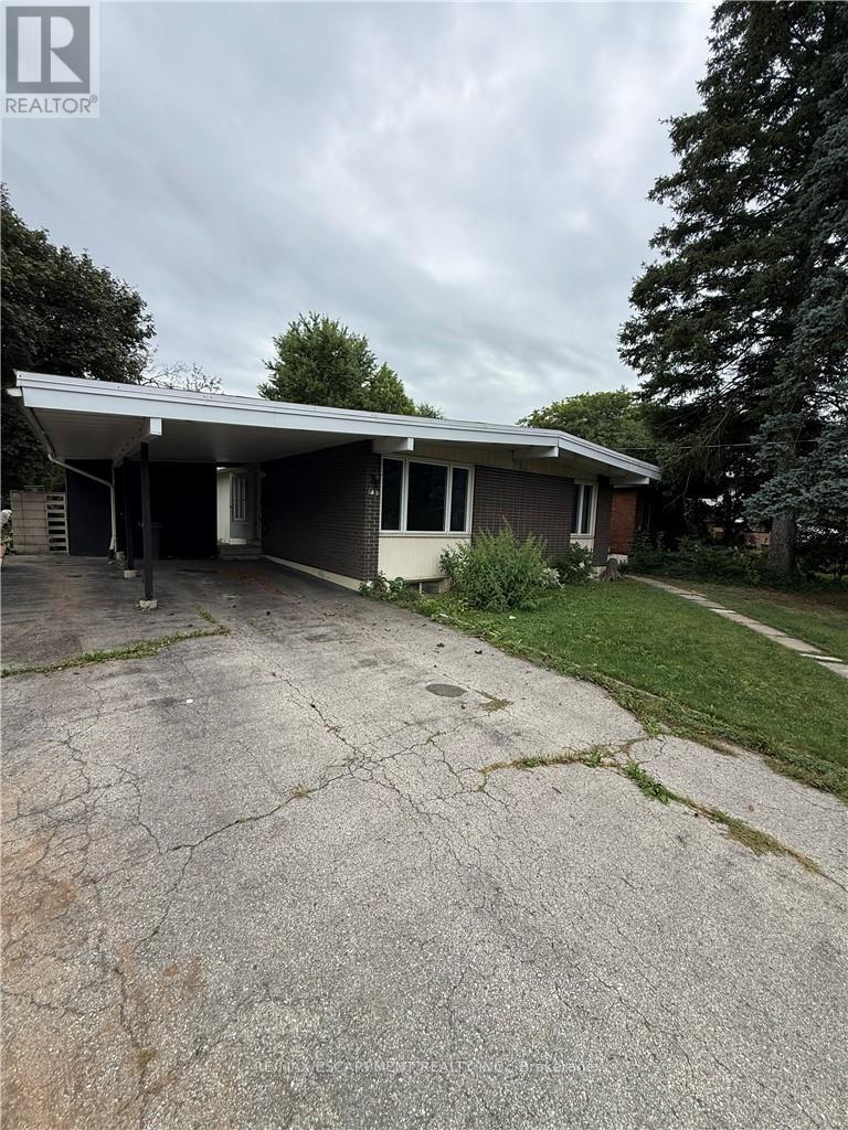 Upper Level - 63 Sanatorium Road, Hamilton, Ontario  L9C 1Y4 - Photo 2 - X13762846
