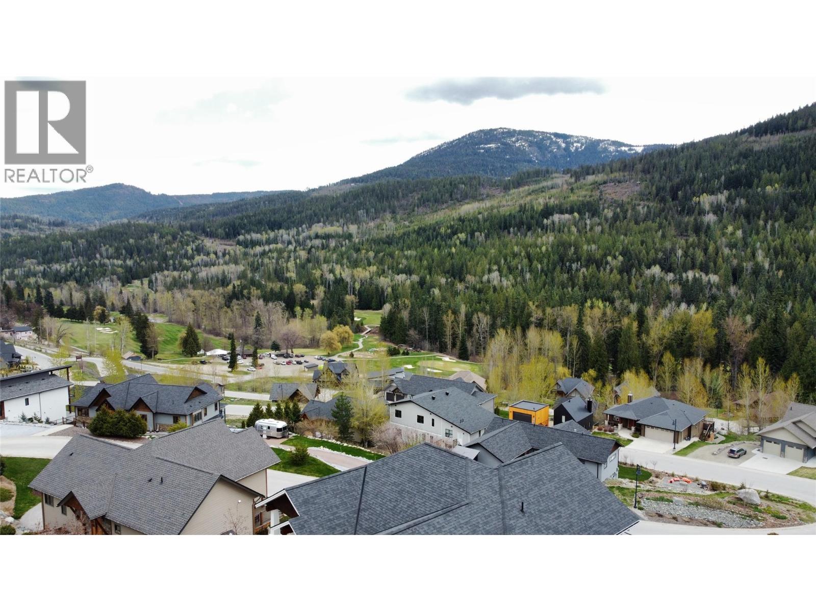 1018 Silvertip Road, Rossland, British Columbia  V0G 1Y0 - Photo 4 - 10369543