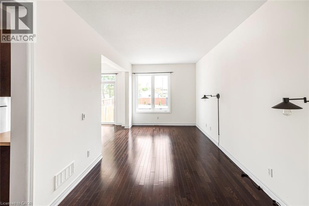 45 Seabreeze Crescent Unit# 22, Stoney Creek, Ontario  L8E 0G1 - Photo 7 - 40843673