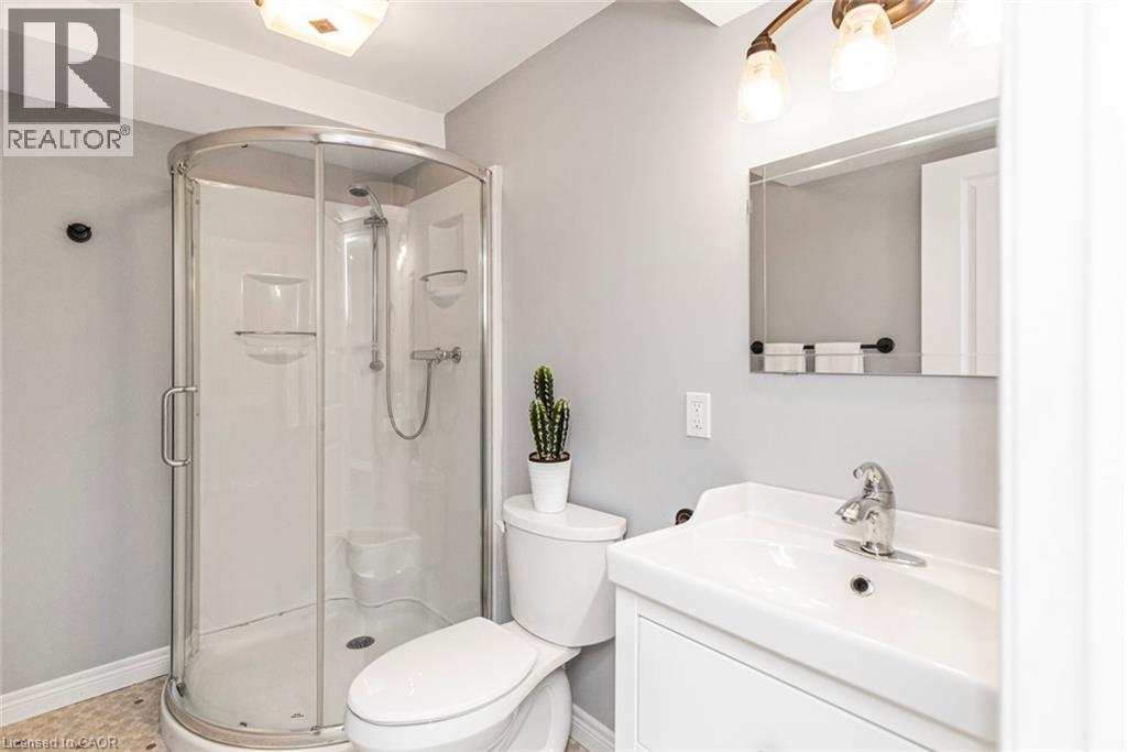 45 Seabreeze Crescent Unit# 22, Stoney Creek, Ontario  L8E 0G1 - Photo 26 - 40843673