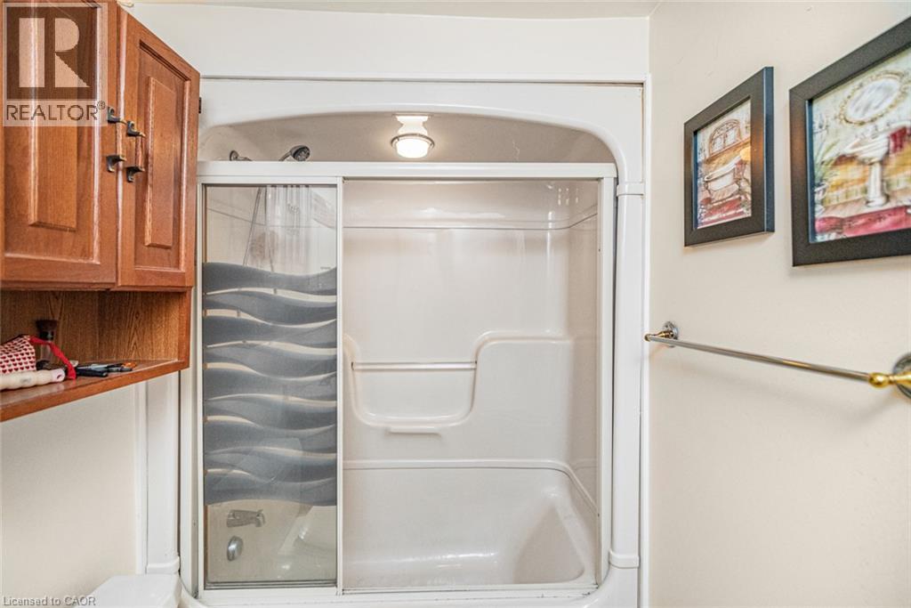 703 Upper Wentworth Street, Hamilton, Ontario  L9A 4V6 - Photo 20 - 40861754