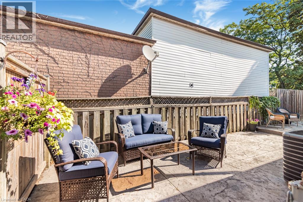 703 Upper Wentworth Street, Hamilton, Ontario  L9A 4V6 - Photo 38 - 40861754