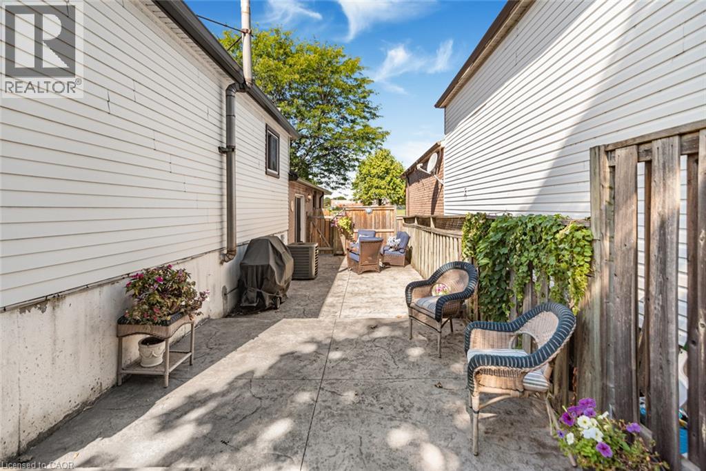 703 Upper Wentworth Street, Hamilton, Ontario  L9A 4V6 - Photo 36 - 40861754