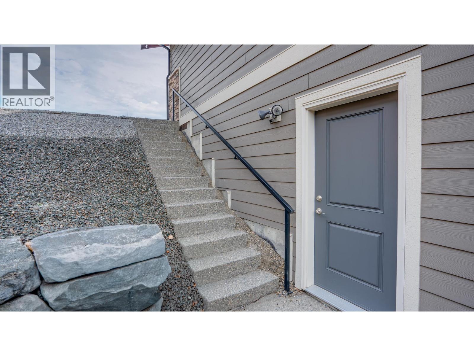 7193 Apex Drive, Vernon, British Columbia  V1B 4E4 - Photo 54 - 10399724