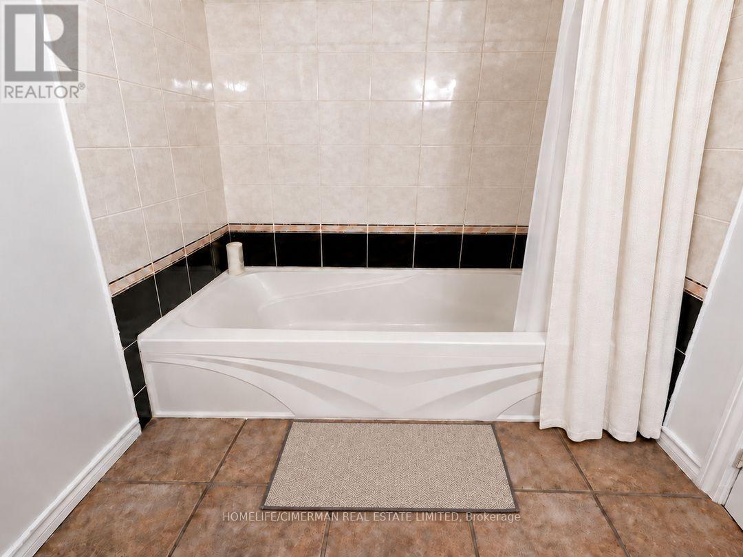 43 Riverlea Drive, Toronto, Ontario  M9P 2B1 - Photo 24 - W13730624