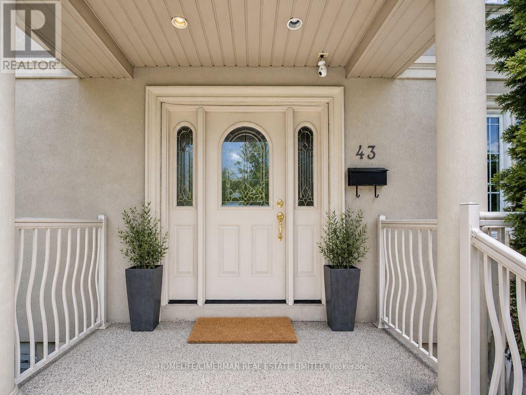 43 Riverlea Drive, Toronto, Ontario  M9P 2B1 - Photo 3 - W13730624