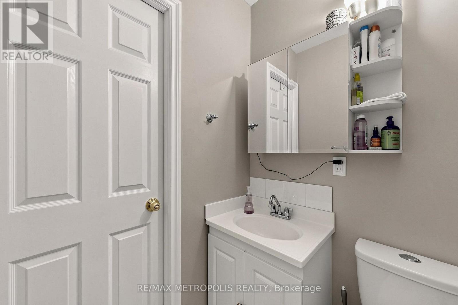 742 Dufferin Street, Toronto, Ontario  M6H 3K6 - Photo 24 - C13763020