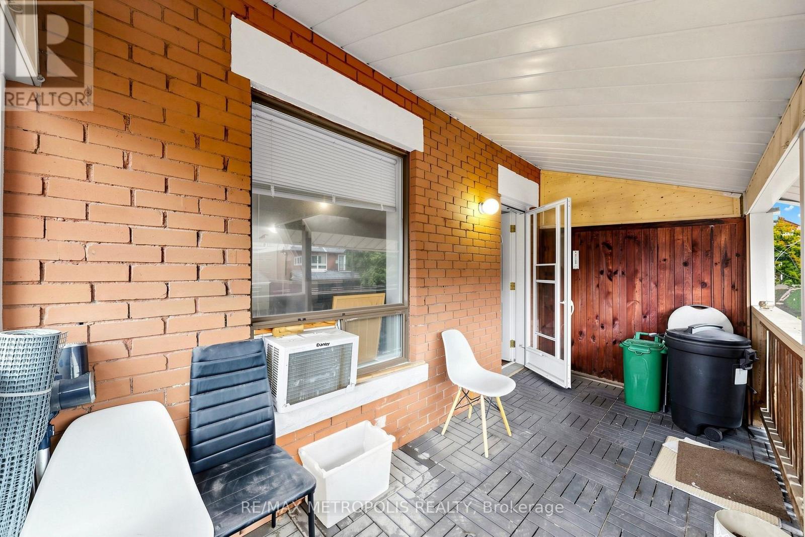 742 Dufferin Street, Toronto, Ontario  M6H 3K6 - Photo 45 - C13763020
