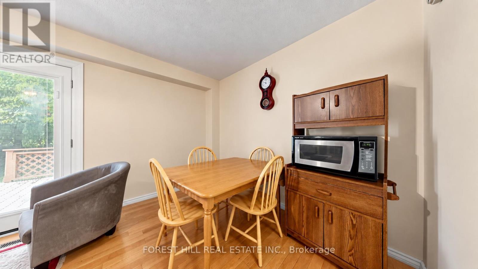 35 Treetops Court, Toronto, Ontario  M1V 2B9 - Photo 10 - E13763040