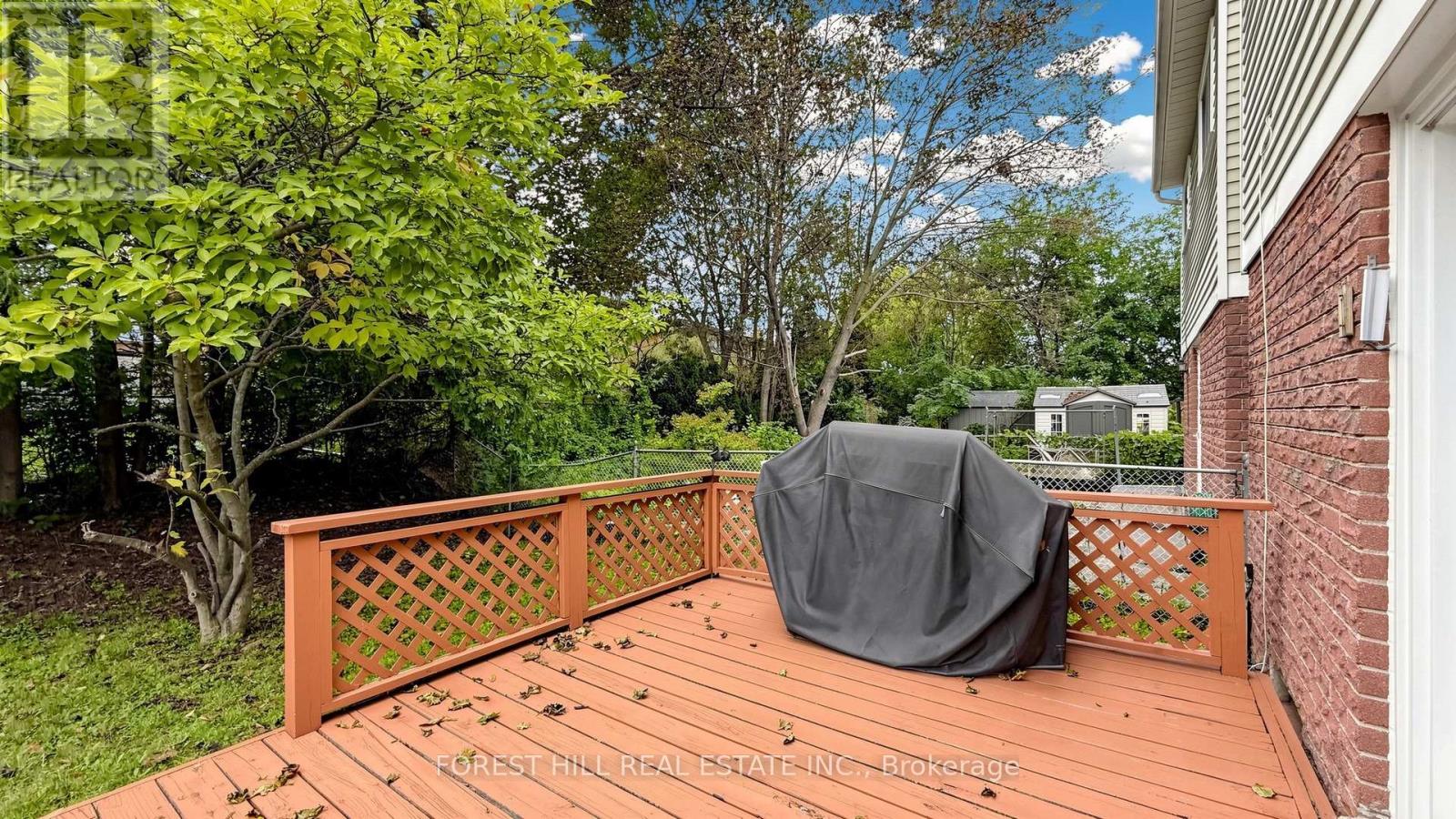 35 Treetops Court, Toronto, Ontario  M1V 2B9 - Photo 19 - E13763040