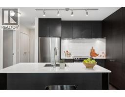 506 1679 LLOYD AVENUE, North Vancouver, British Columbia