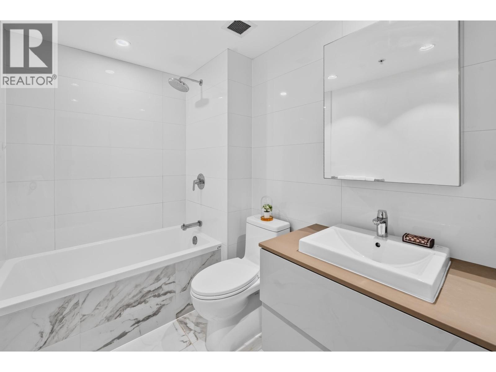 1405 1632 Lions Gate Lane, North Vancouver, British Columbia V7P 0E2 - Photo 18 - R3163419