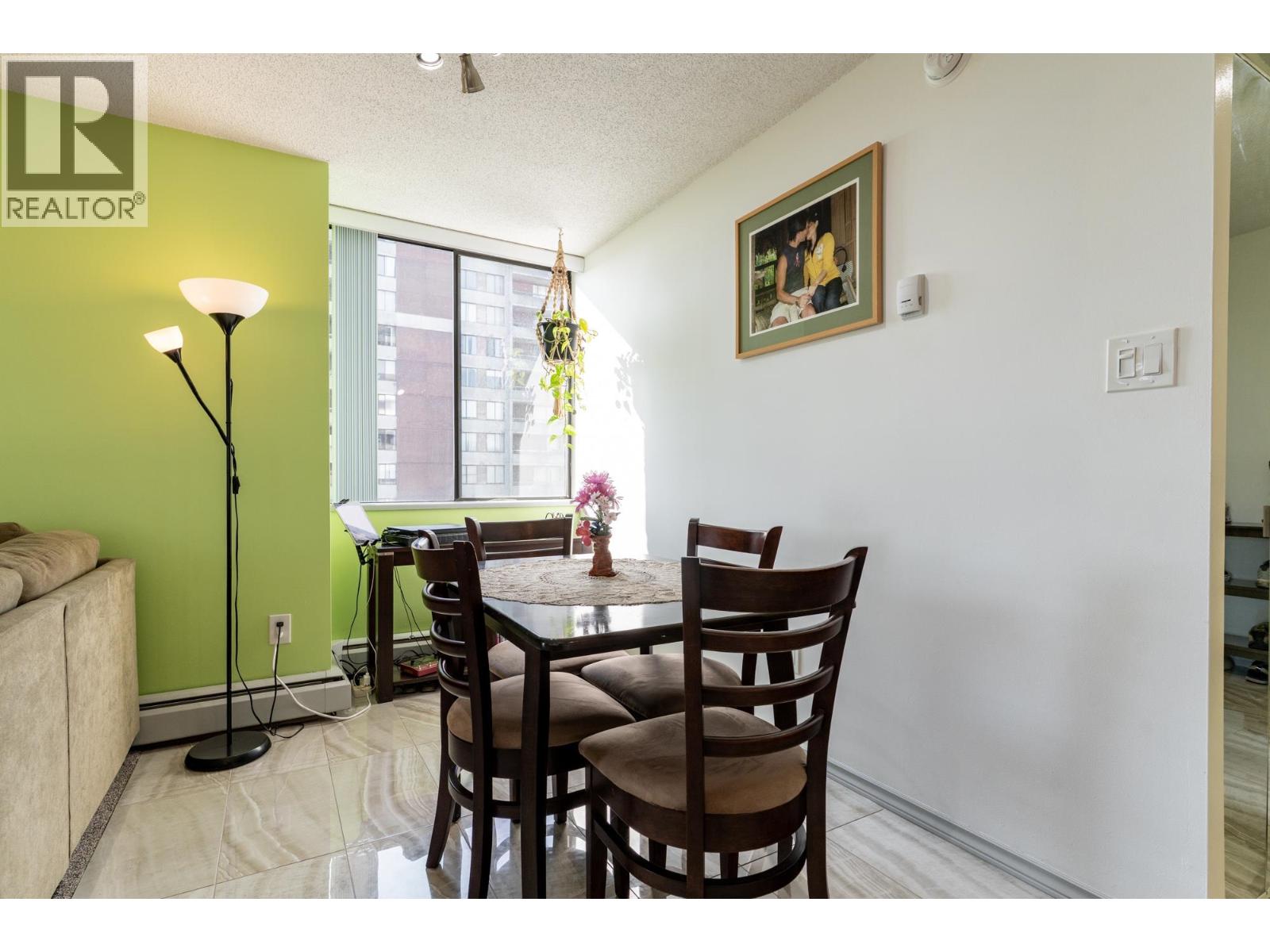 1803 3755 Bartlett Court, Burnaby, British Columbia  V3J 7G7 - Photo 4 - R3163436