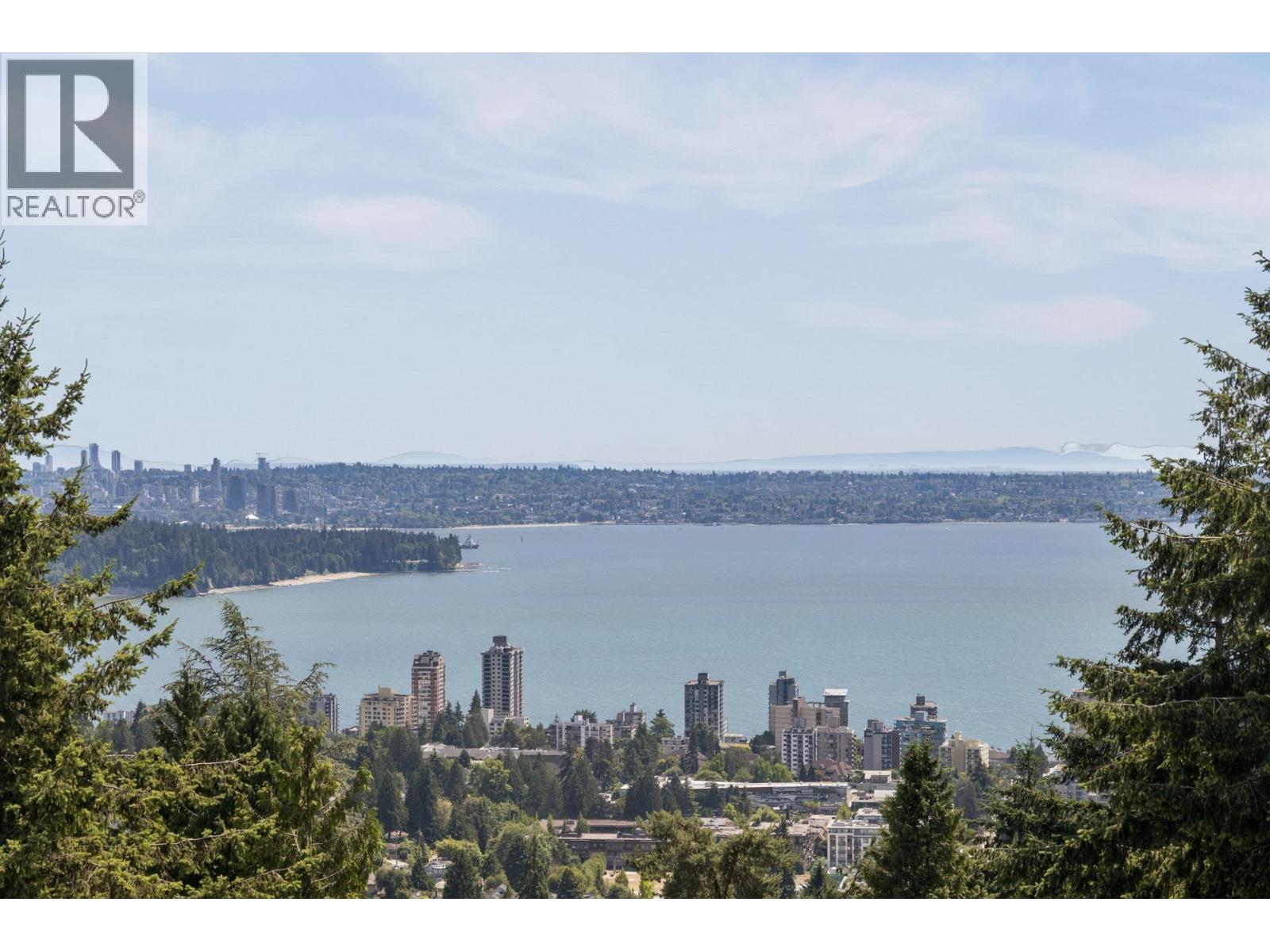 8 2206 Folkestone Way, West Vancouver, British Columbia V7S 2X7 - Photo 31 - R3163437