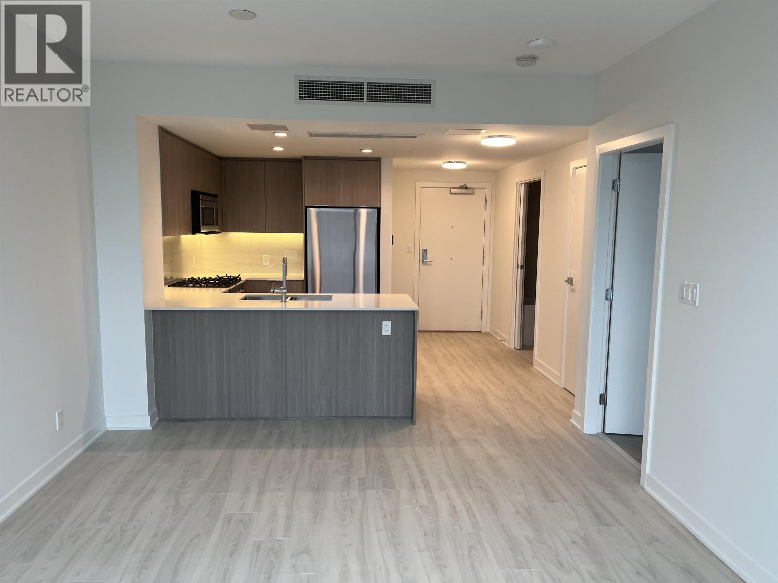 502 1471 Hunter Street, North Vancouver, British Columbia  V7J 1H3 - Photo 7 - R3163457