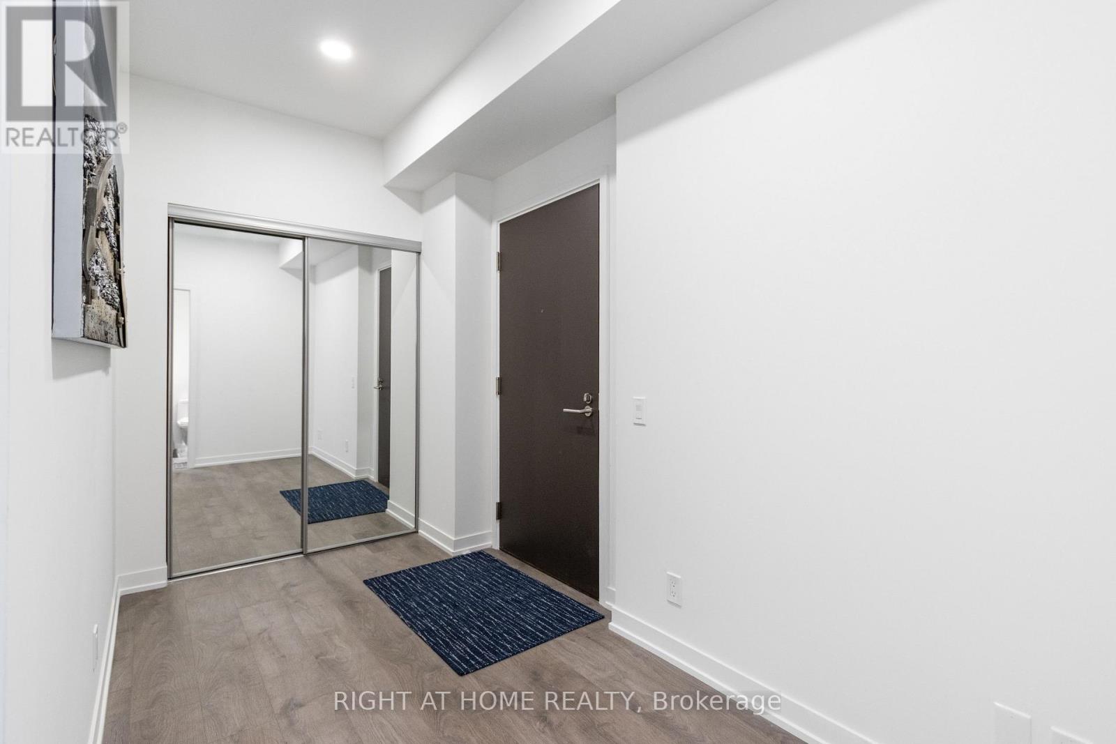 39 Mary Street, Barrie, Ontario  L4N 1S9 - Photo 13 - S13763052