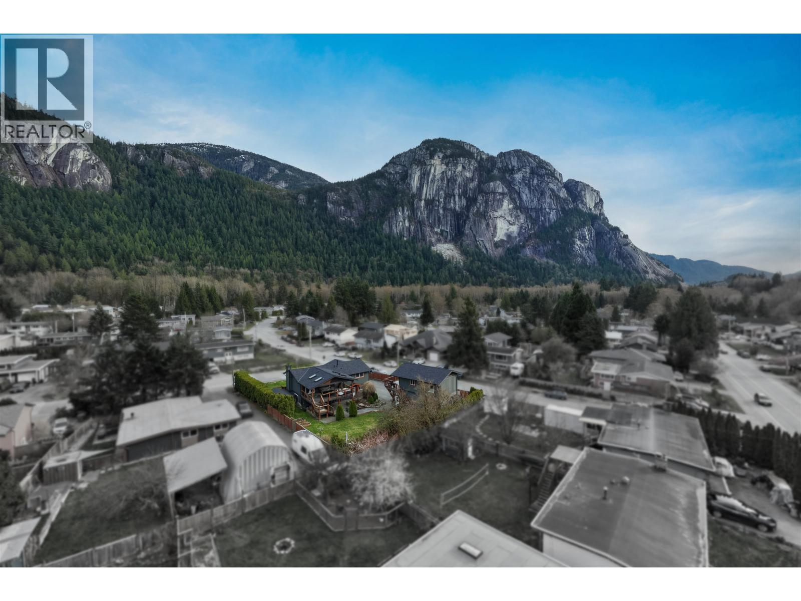 38101 Chestnut Avenue, Squamish, British Columbia  V8B 0X6 - Photo 32 - R3163435
