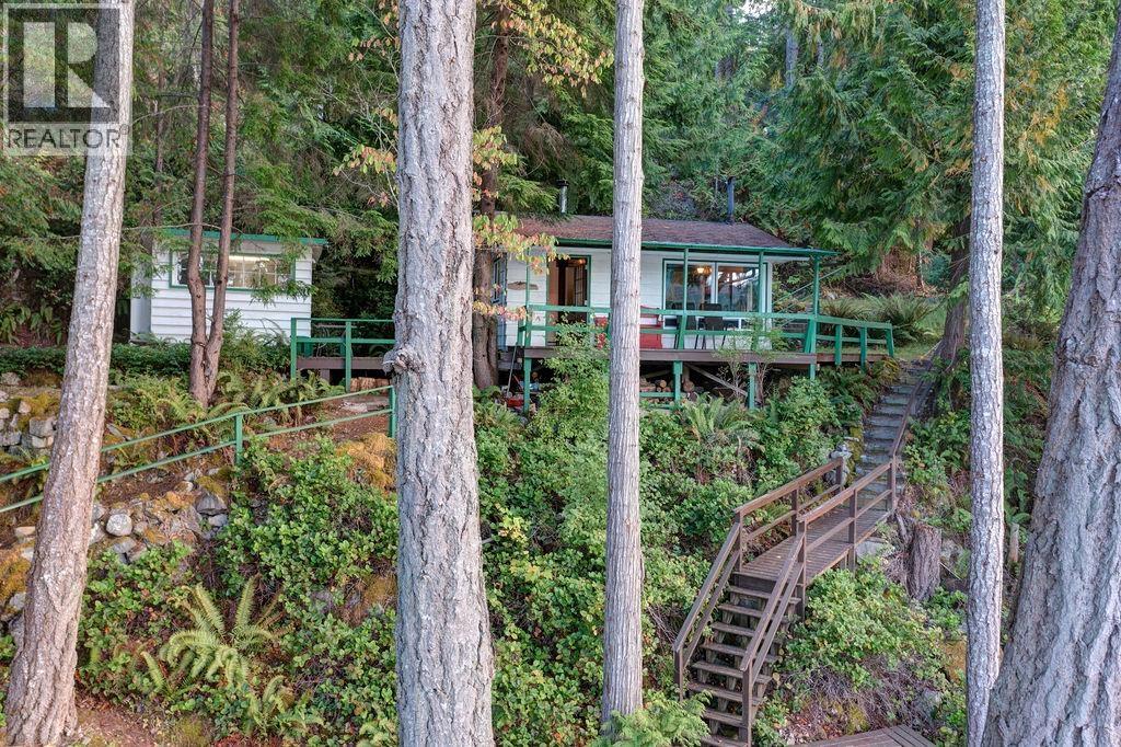 4141 Francis Peninsula Road, Pender Harbour, British Columbia  V0N 2H1 - Photo 10 - R3163439