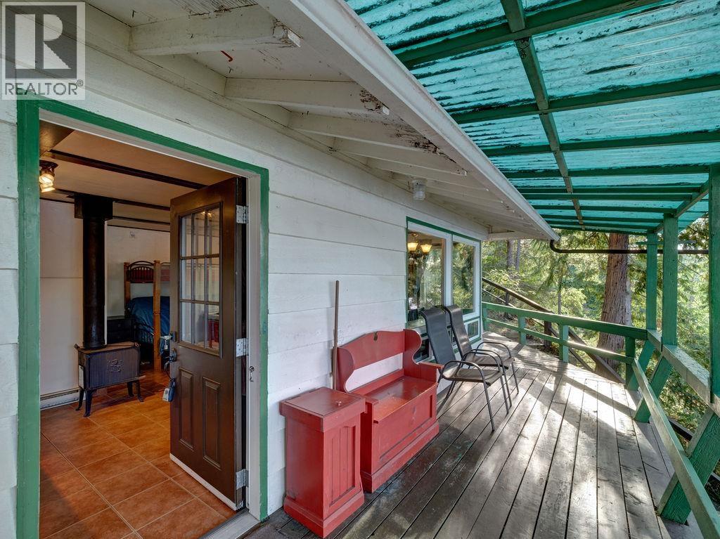 4141 Francis Peninsula Road, Pender Harbour, British Columbia  V0N 2H1 - Photo 11 - R3163439