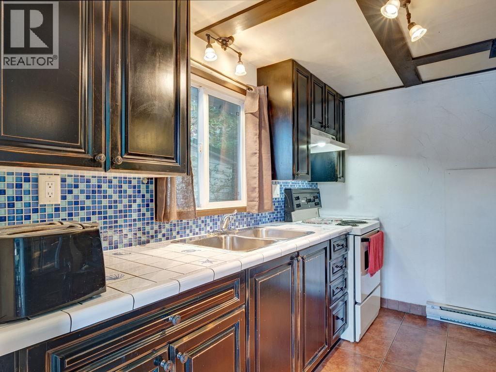 4141 Francis Peninsula Road, Pender Harbour, British Columbia  V0N 2H1 - Photo 12 - R3163439