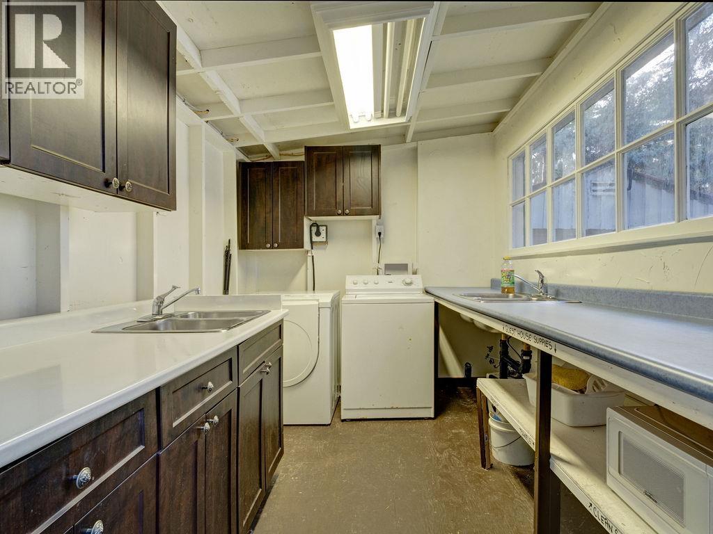 4141 Francis Peninsula Road, Pender Harbour, British Columbia  V0N 2H1 - Photo 18 - R3163439