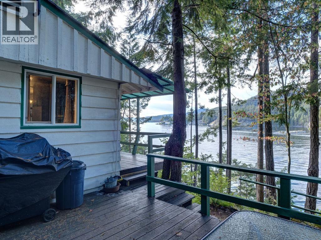 4141 Francis Peninsula Road, Pender Harbour, British Columbia  V0N 2H1 - Photo 19 - R3163439