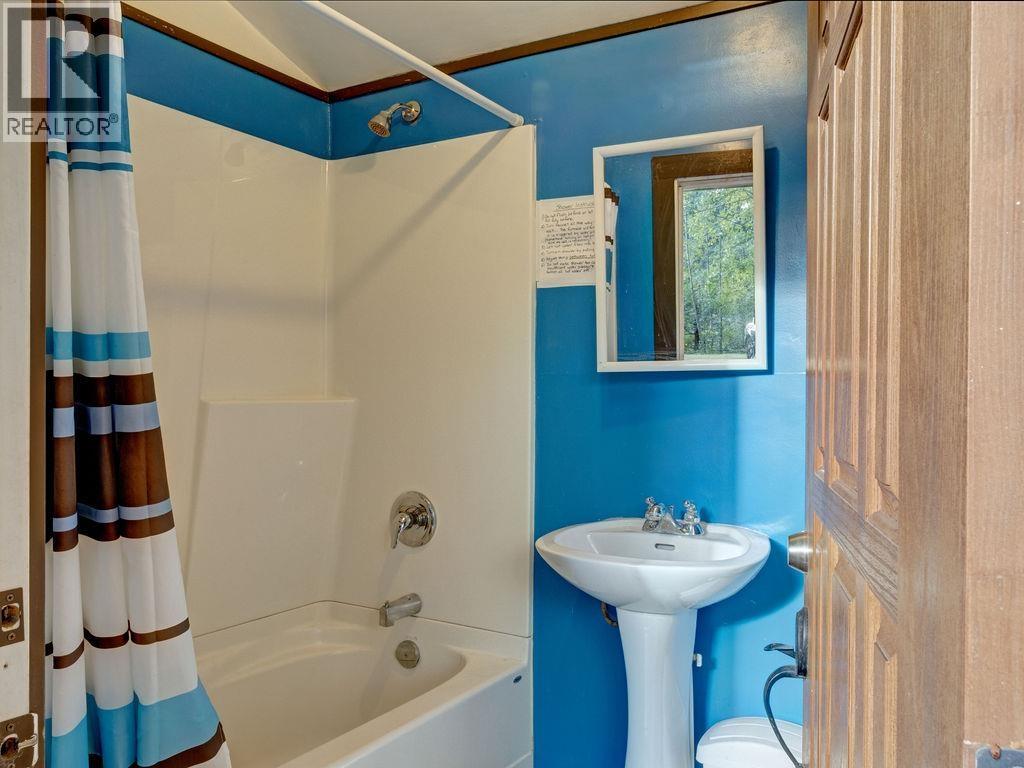 4141 Francis Peninsula Road, Pender Harbour, British Columbia  V0N 2H1 - Photo 32 - R3163439