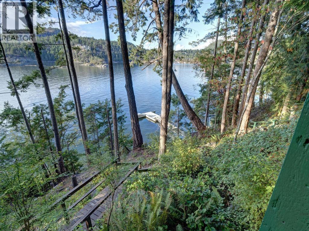 4141 Francis Peninsula Road, Pender Harbour, British Columbia  V0N 2H1 - Photo 8 - R3163439