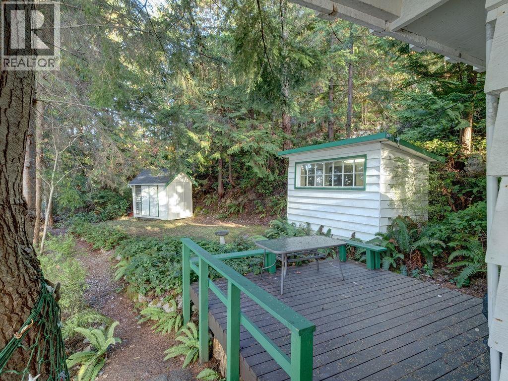 4141 Francis Peninsula Road, Pender Harbour, British Columbia  V0N 2H1 - Photo 9 - R3163439