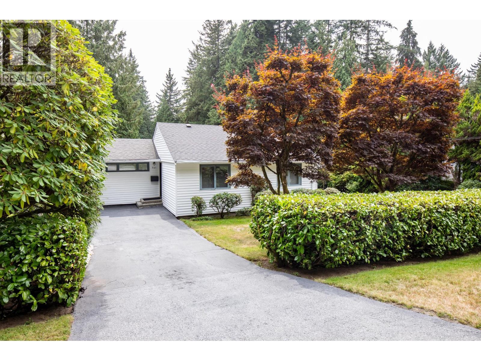741 Wellington Drive, North Vancouver, British Columbia  V7K 1K8 - Photo 13 - R3163441