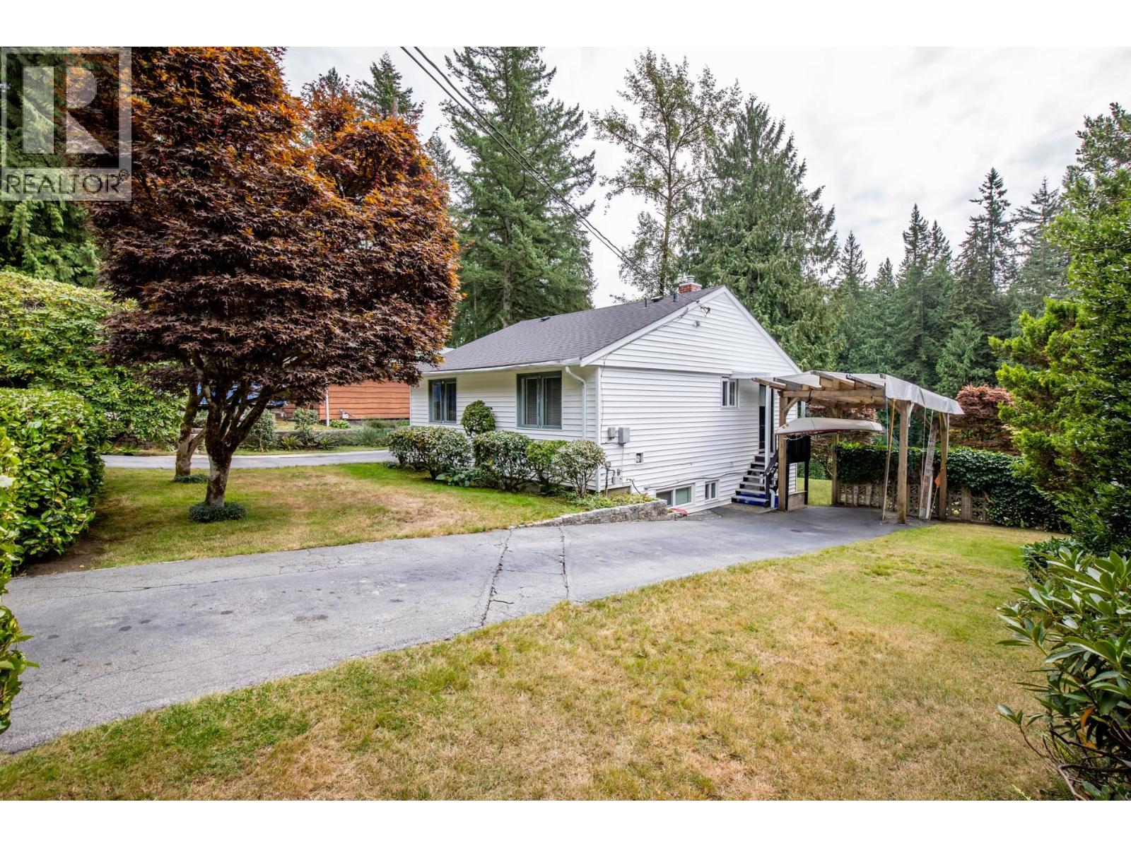 741 Wellington Drive, North Vancouver, British Columbia  V7K 1K8 - Photo 14 - R3163441