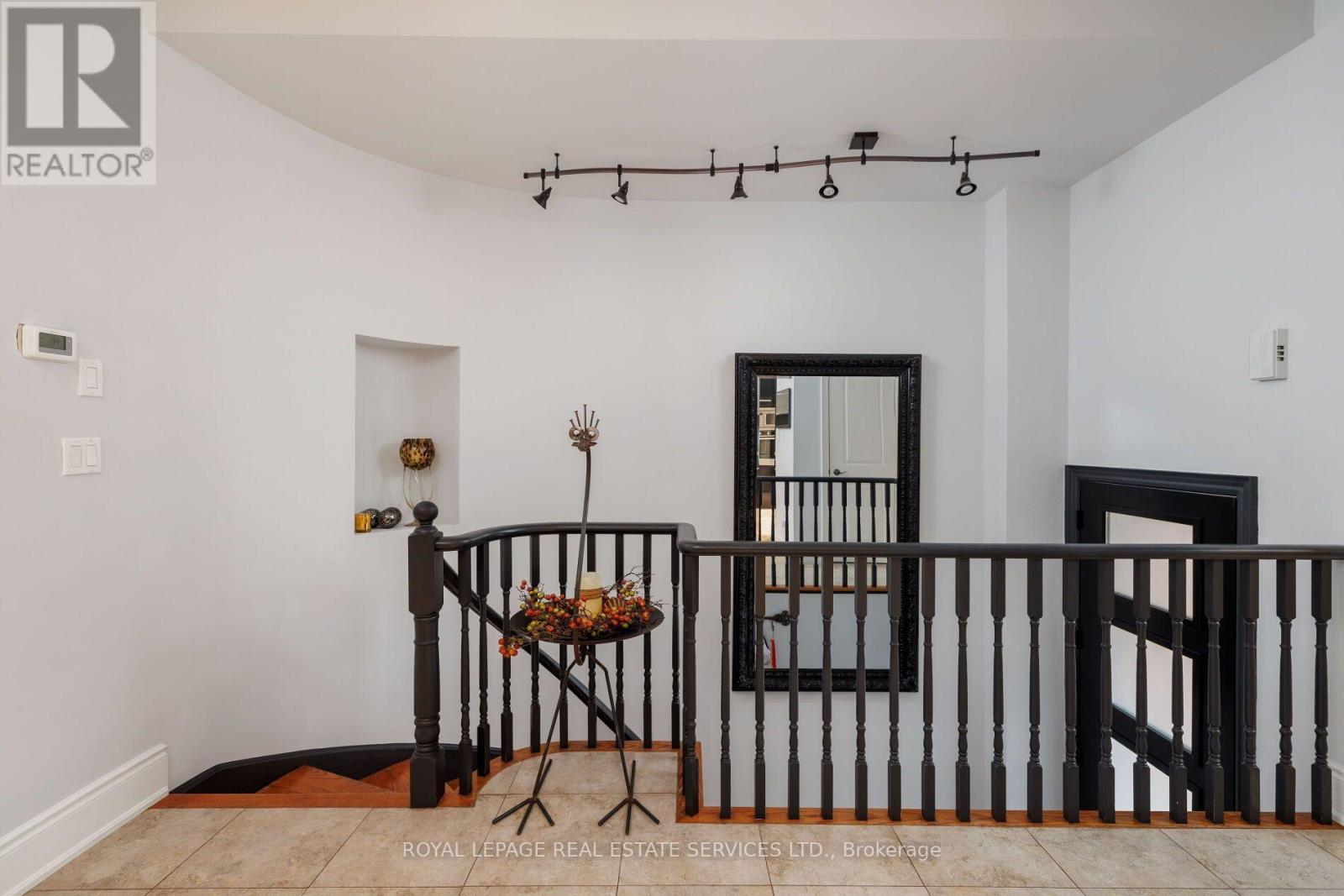 7 - 120 Bronte Road, Oakville, Ontario  L6L 3C1 - Photo 4 - W13763046