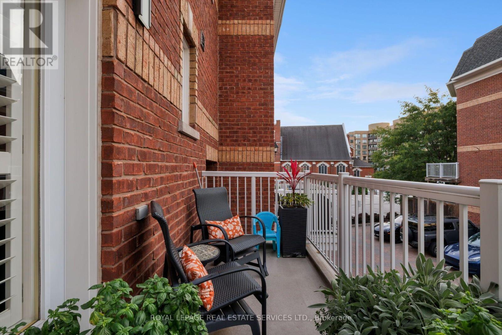 7 - 120 Bronte Road, Oakville, Ontario  L6L 3C1 - Photo 9 - W13763046