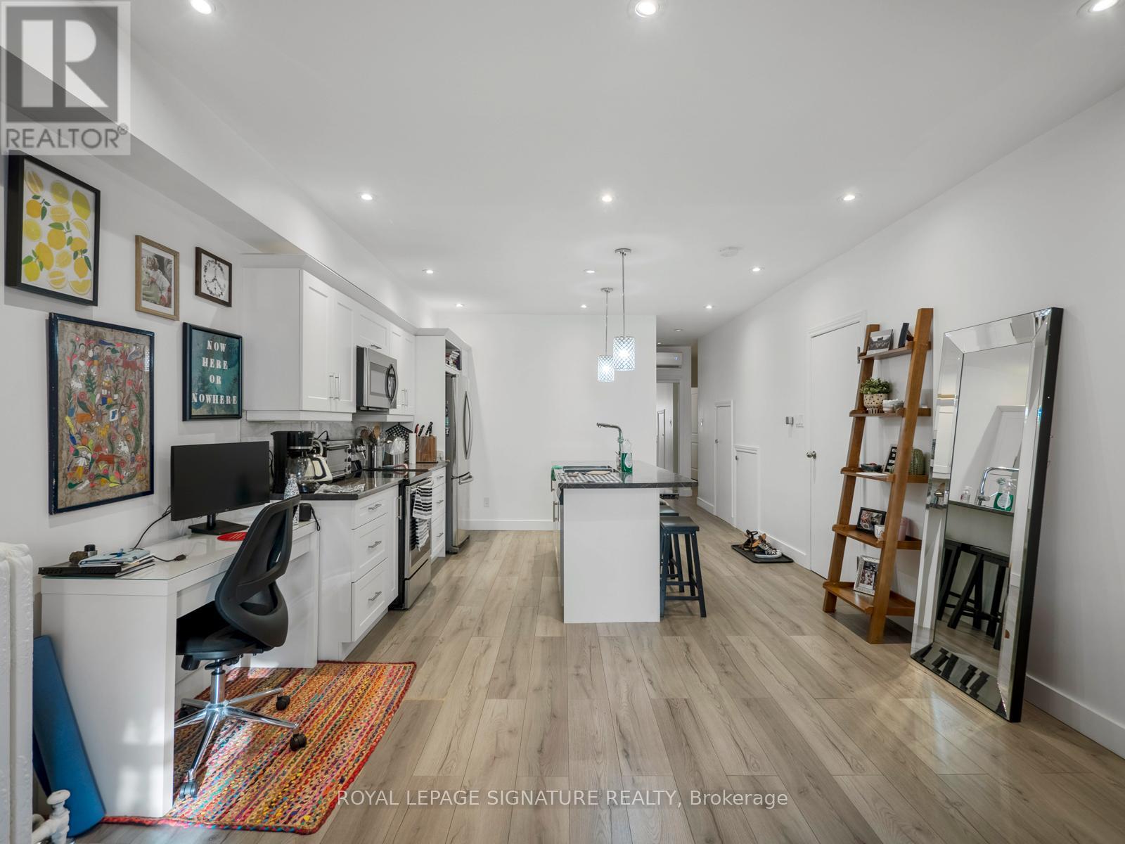 2243 Dundas Street W, Toronto, Ontario  M6R 1X6 - Photo 13 - W13763074