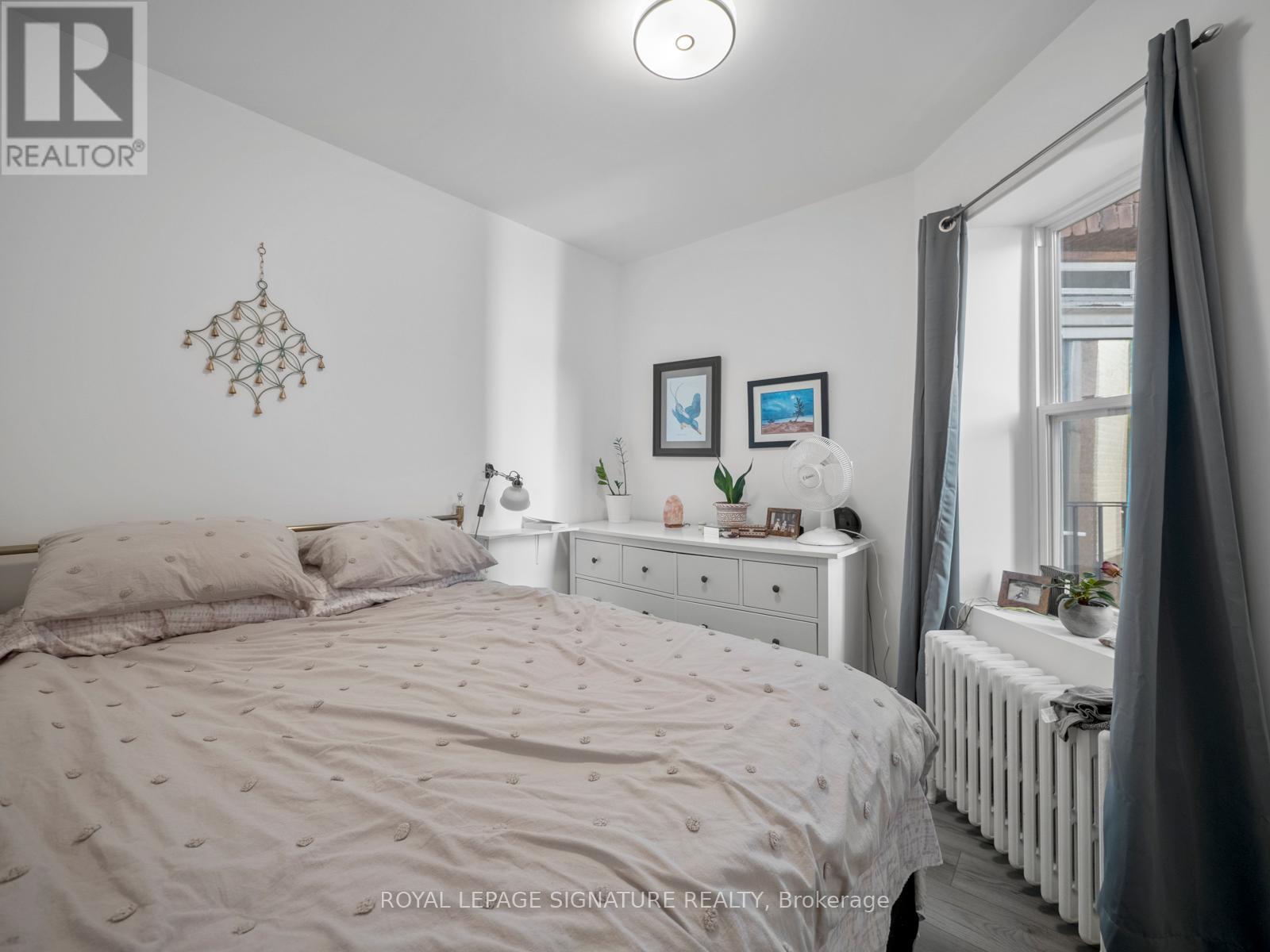 2243 Dundas Street W, Toronto, Ontario  M6R 1X6 - Photo 17 - W13763074
