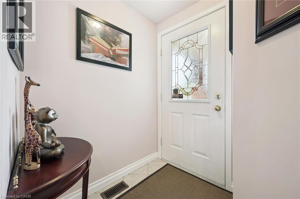 86 Bridlewreath Street, Kitchener, Ontario  N2E 3V6 - Photo 4 - 40861825