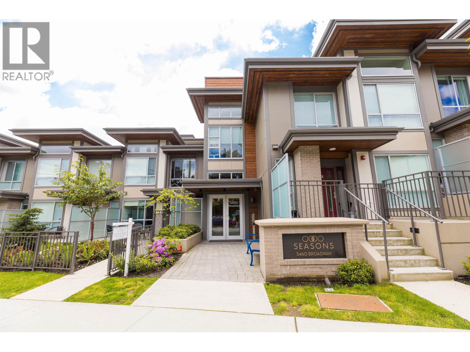 217 5460 BROADWAY, burnaby, British Columbia