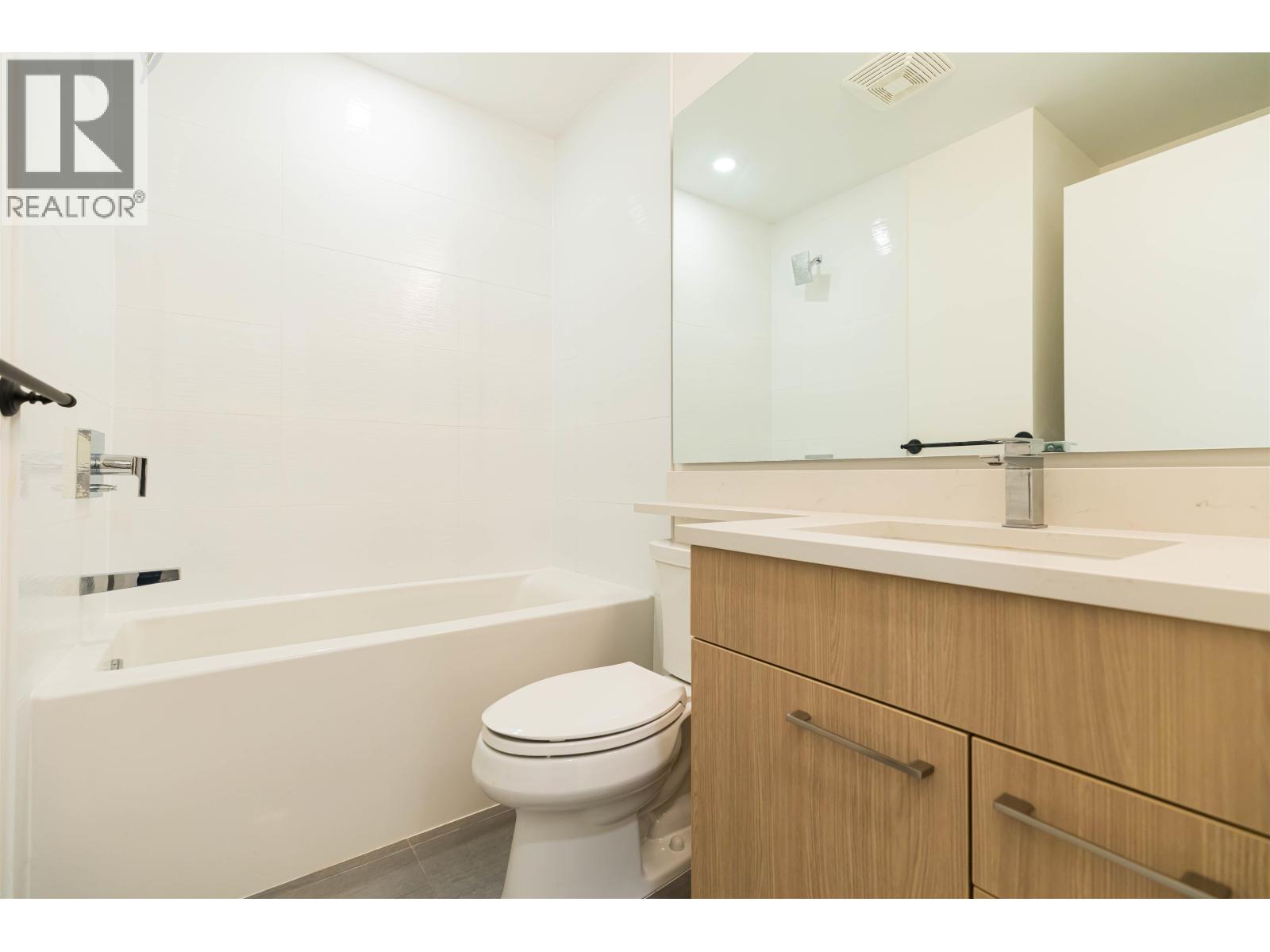 217 5460 Broadway, Burnaby, British Columbia  V5B 0B4 - Photo 22 - R3163192