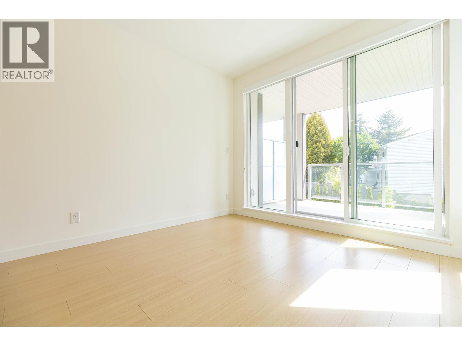217 5460 Broadway, Burnaby, British Columbia  V5B 0B4 - Photo 15 - R3163192