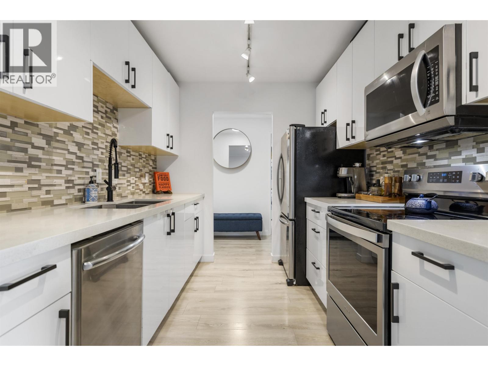302 8760 No. 1 Road, Richmond, British Columbia  V7C 4L5 - Photo 11 - R3162617
