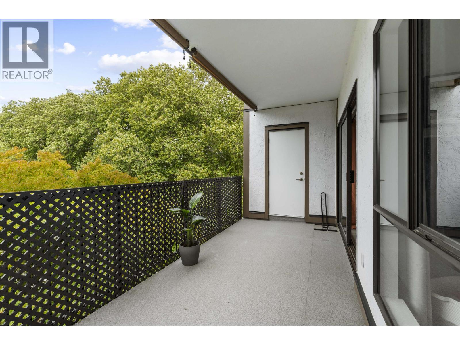 302 8760 No. 1 Road, Richmond, British Columbia  V7C 4L5 - Photo 7 - R3162617